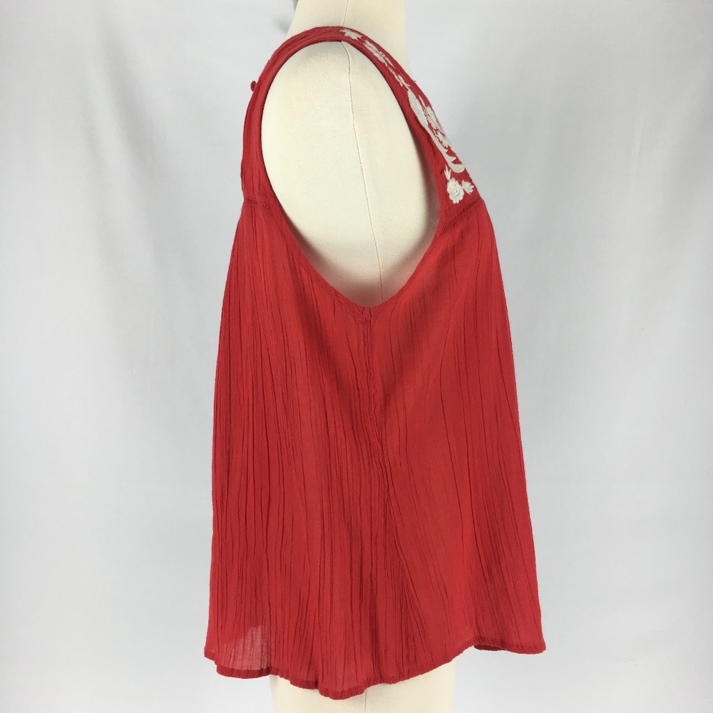 Lucky Brand Red Embroidered Peacock Tank Size M - Picture 7 of 8